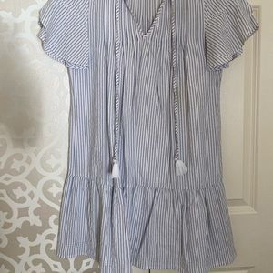 Vineyard Vines blue and white dress